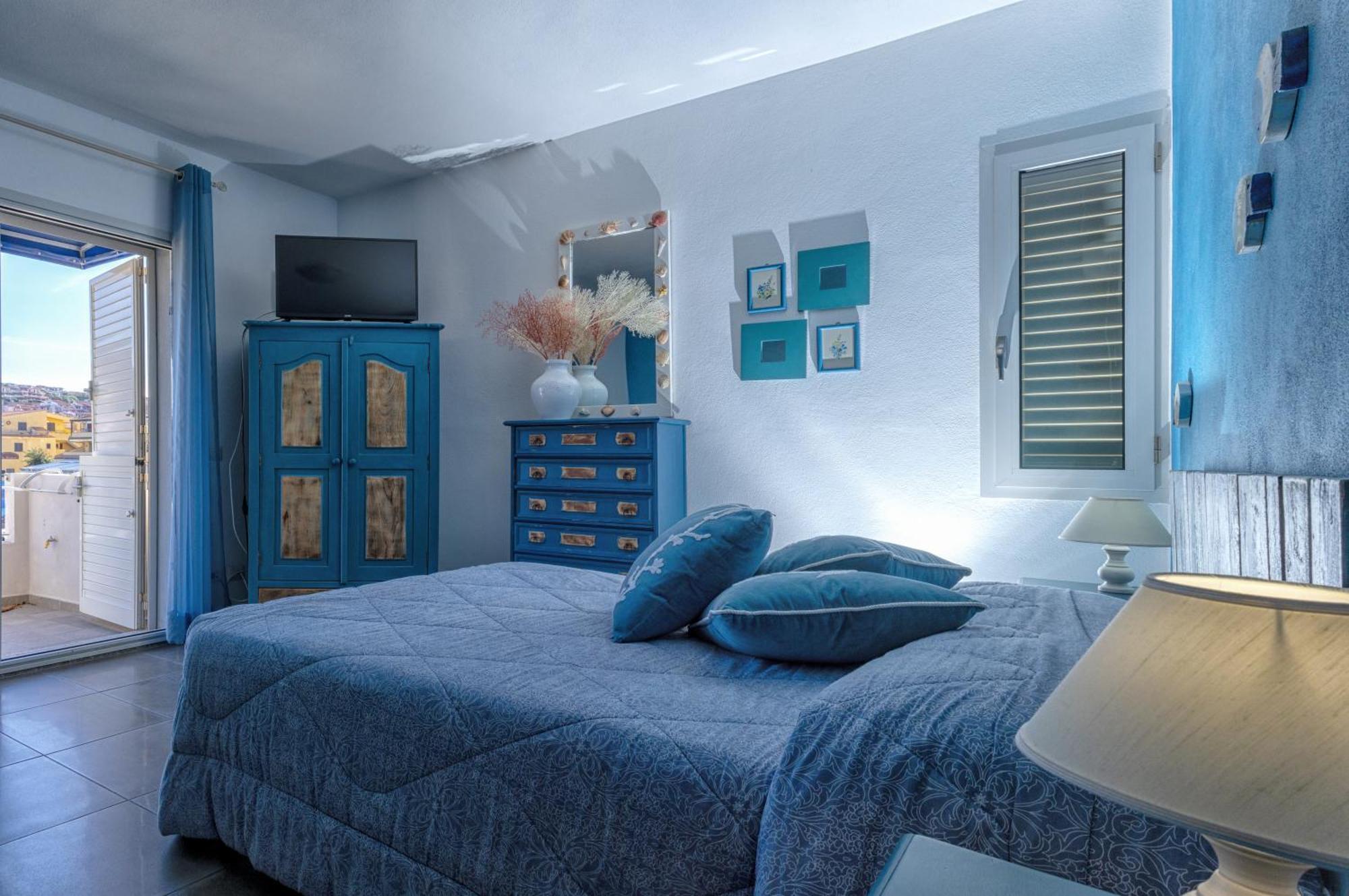 Bassa Prua Bed & Breakfast Палау Екстериор снимка