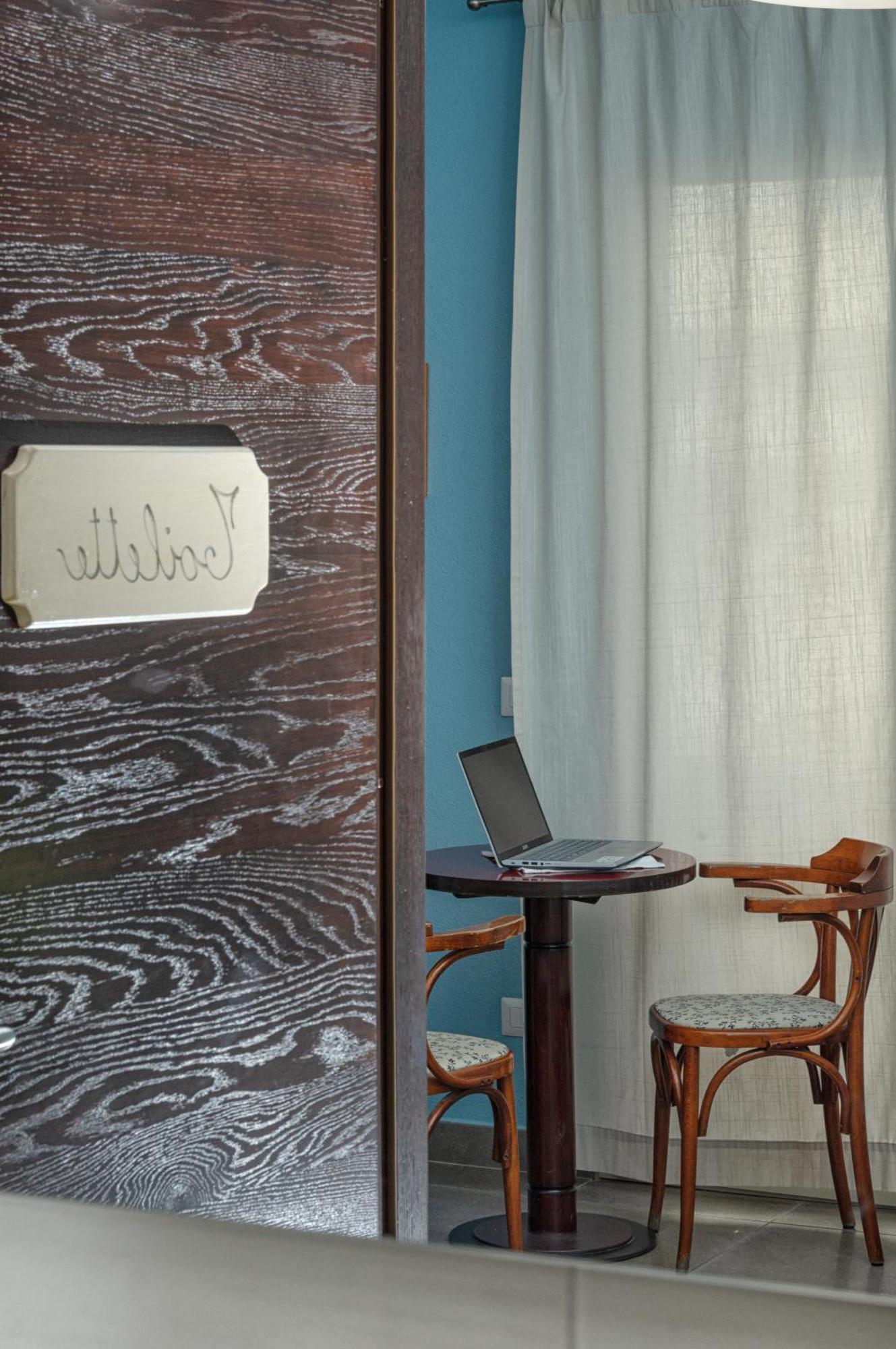 Bassa Prua Bed & Breakfast Палау Екстериор снимка